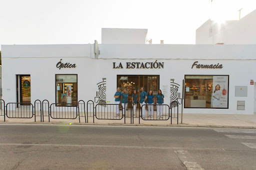 Farmacia - Óptica La Estación. Lda. Virginia Rosa Díaz