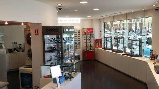 Farmàcia - Òptica Sala Calsina, Montserrat