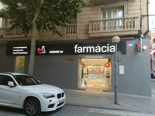 Farmàcia Valero Barlabé, Javier